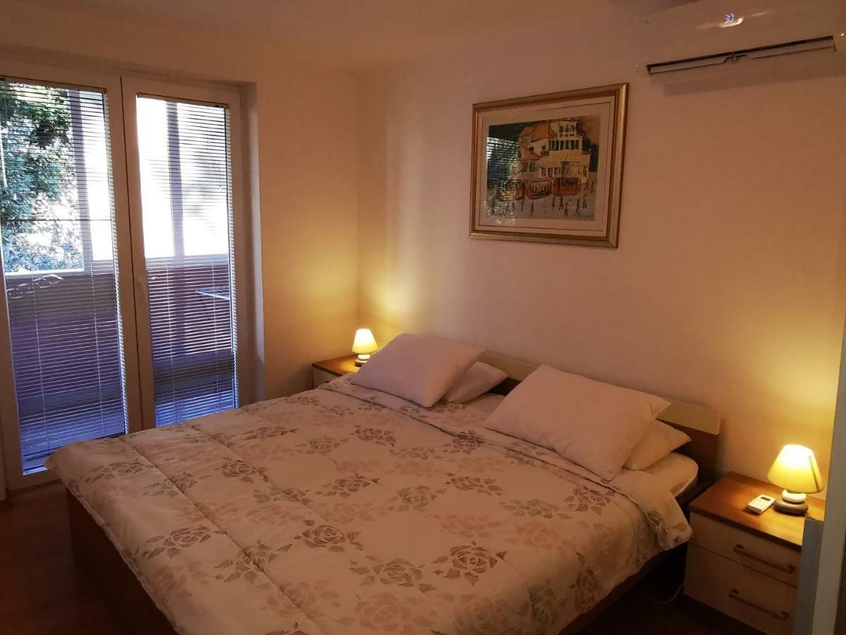 Comfortable 3* Apartment Lapad Center Дубровник Екстер'єр фото